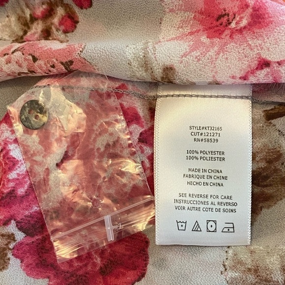 Kut From The Kloth Floral Blouse In Flower Fields pink gray size small NWT - Picture 5 of 7